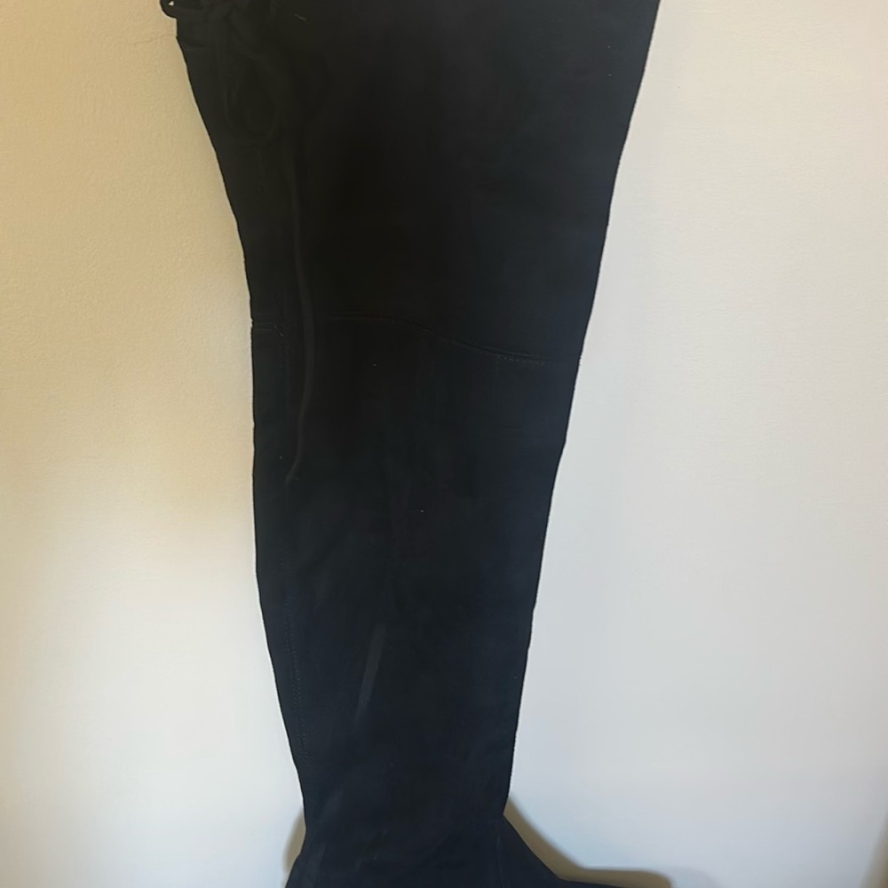 Black Over-the-Knee Boots